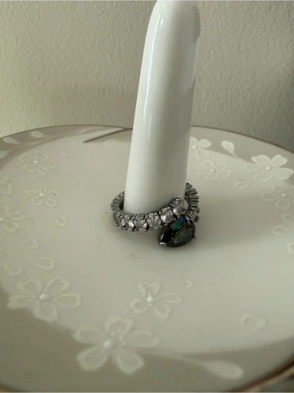 Bomb Party Mystic Teardrop Crystal Ring in Silver Rhodium Plating Size 8